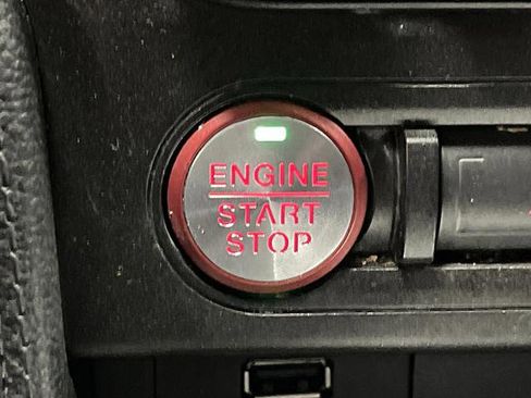 Used 2020 Ford Mustang GT image 19