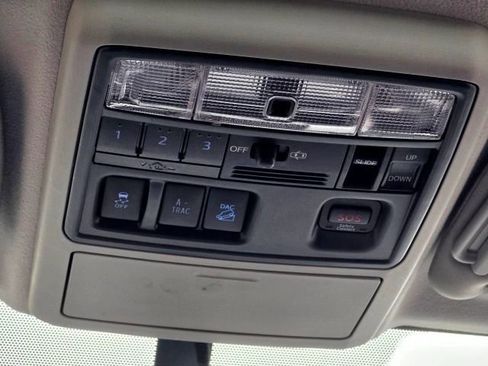 Used 2019 Toyota 4Runner Limited image 24