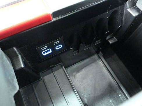 Used 2022 Toyota Tundra Limited image 25