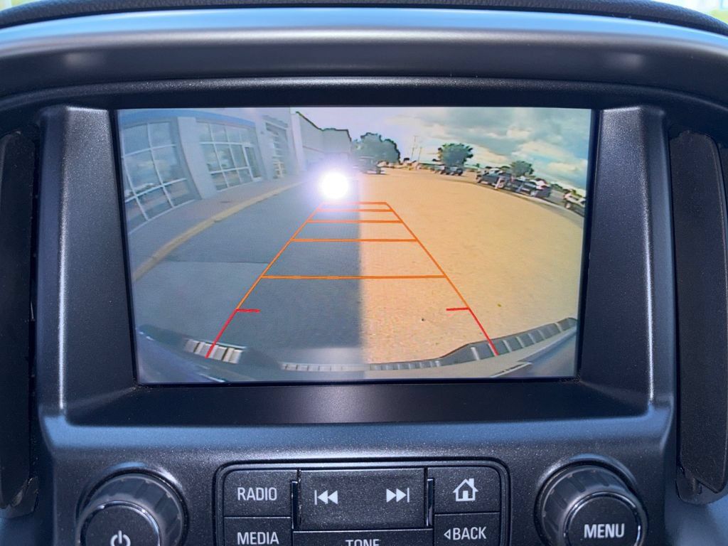 Used 2017 Chevrolet Colorado ZR2 AWD/4WD image 19