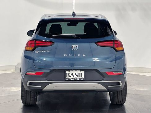 Used 2024 Buick Encore GX Preferred w/ Comfort Package AWD/4WD image 8