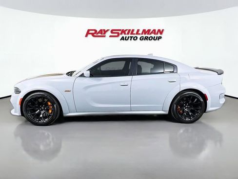 Used 2022 Dodge Charger Scat Pack RWD image 4