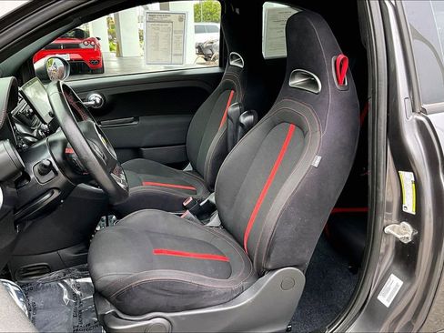Used 2015 FIAT 500 Abarth w/ Comfort/Convenience Group FWD image 20