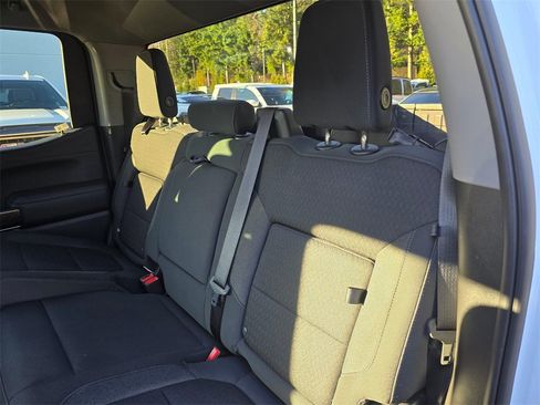 Used 2022 GMC Sierra 1500 Elevation w/ LPO, Elevation Black Package image 17