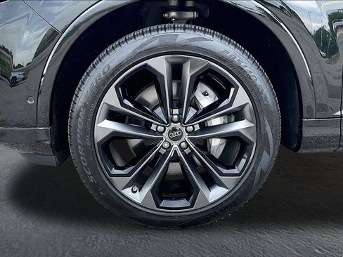 Used 2025 Audi Q7 3.0T Premium Plus AWD/4WD image 11