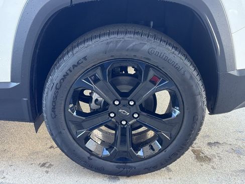 New 2026 Chevrolet Equinox LT w/ Convenience Package II image 5