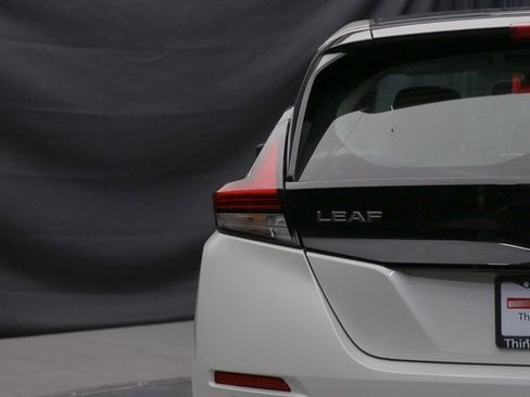 Used 2023 Nissan Leaf SV Plus image 12