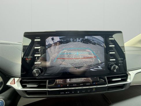 Used 2022 Toyota Sienna LE image 14