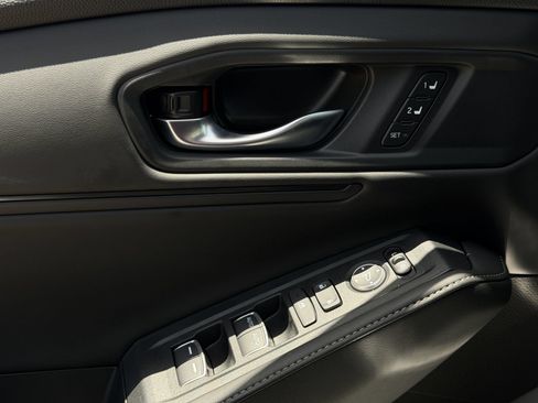 Used 2025 Honda Accord Sport image 26