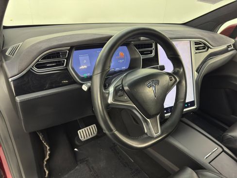 Used 2016 Tesla Model X P90D image 12