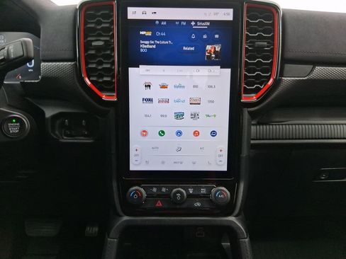Used 2025 Ford Ranger Raptor AWD/4WD image 18