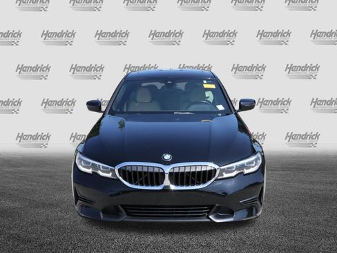 Used 2021 BMW 330i xDrive Sedan w/ Convenience Package AWD/4WD image 3