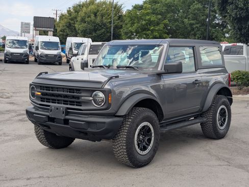 Certified 2022 Ford Bronco 2-Door w/ Sasquatch Package AWD/4WD image 10