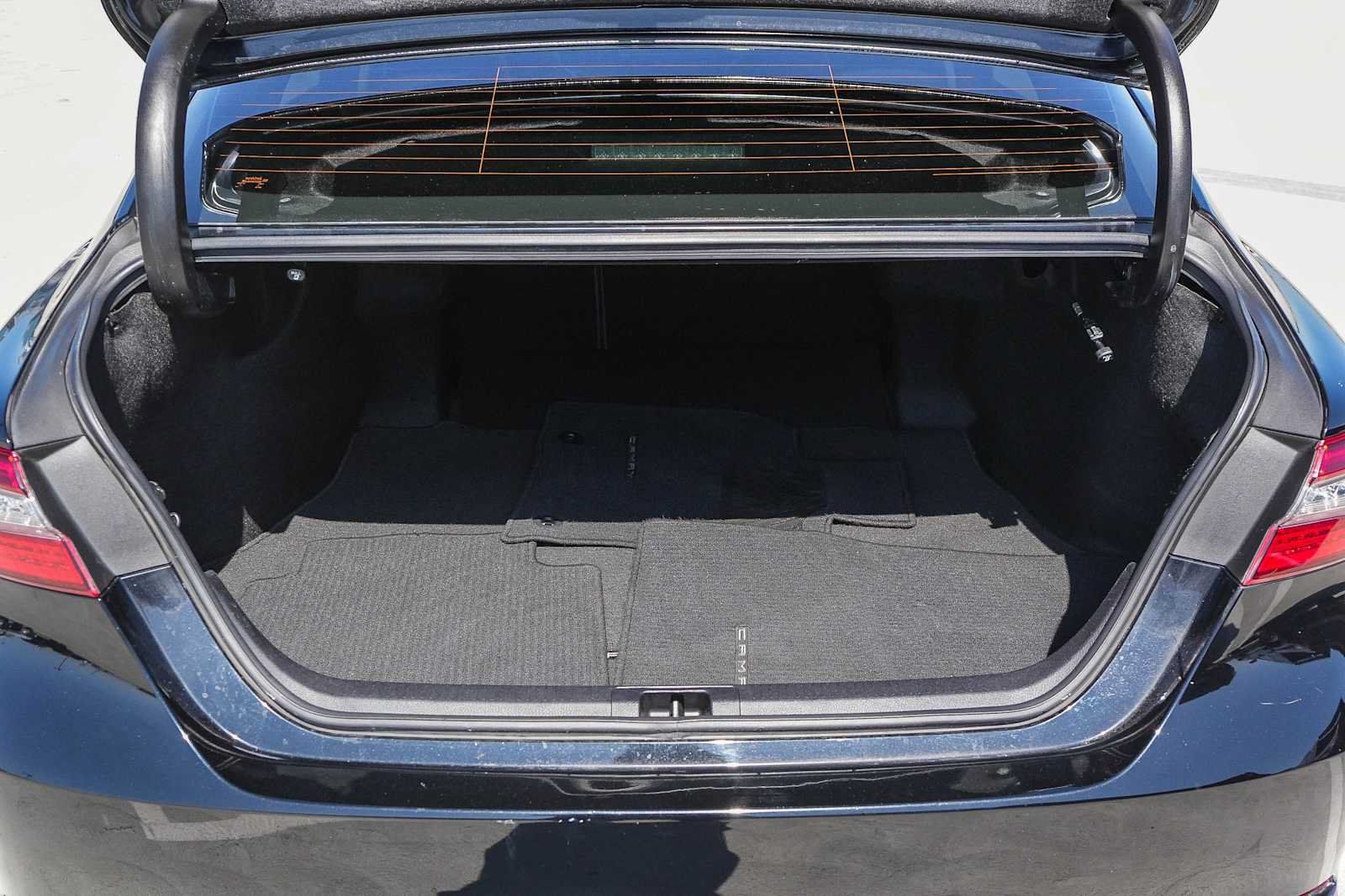 Used 2019 Toyota Camry XSE w/ Carpet Mat Package FWD image 26