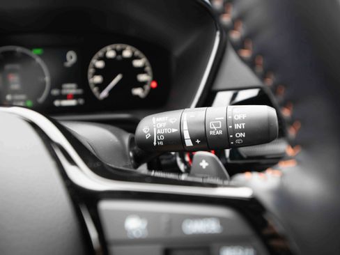 Used 2025 Honda CR-V Sport Touring image 14