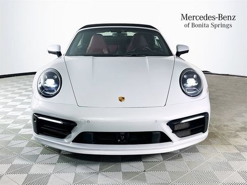 Used 2023 Porsche 911 Carrera 4S AWD/4WD image 2