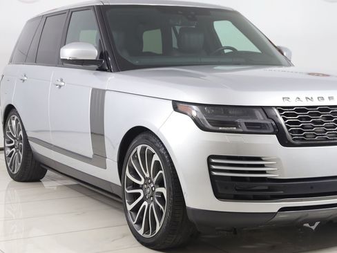 Used 2019 Land Rover Range Rover Supercharged AWD/4WD image 46