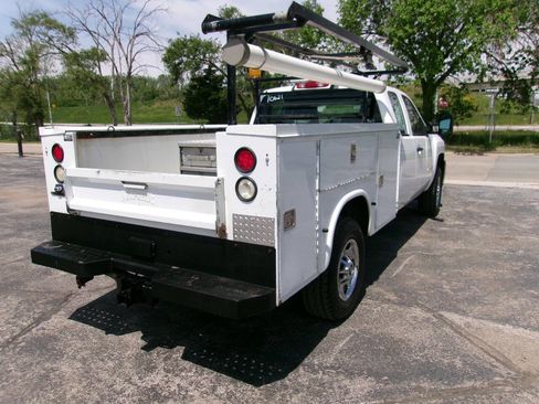 Used 2012 Chevrolet Silverado 2500 W/T AWD/4WD image 7