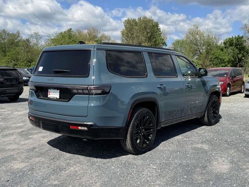 New 2026 Jeep Grand Wagoneer Limited AWD/4WD image 2