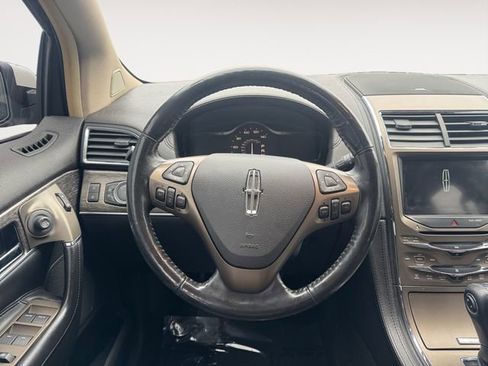 Used 2011 Lincoln MKX AWD w/ Sight & Sound Pkg image 12