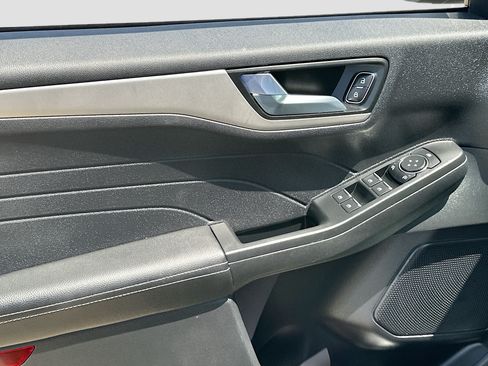 Certified 2022 Ford Escape SEL FWD image 18