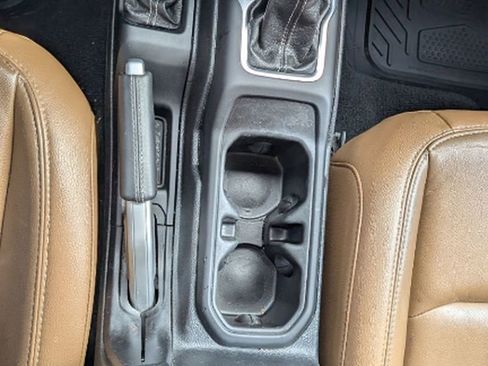 Used 2021 Jeep Gladiator Overland w/ Popular Equipment Package image 18