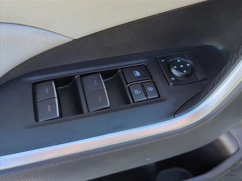 Certified 2022 Toyota RAV4 XLE image 11