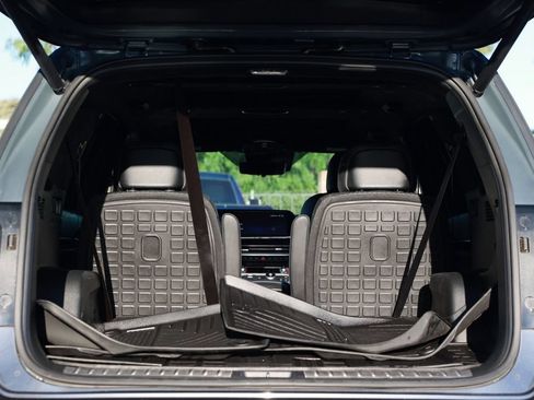 Used 2024 Hyundai Palisade Calligraphy FWD image 40