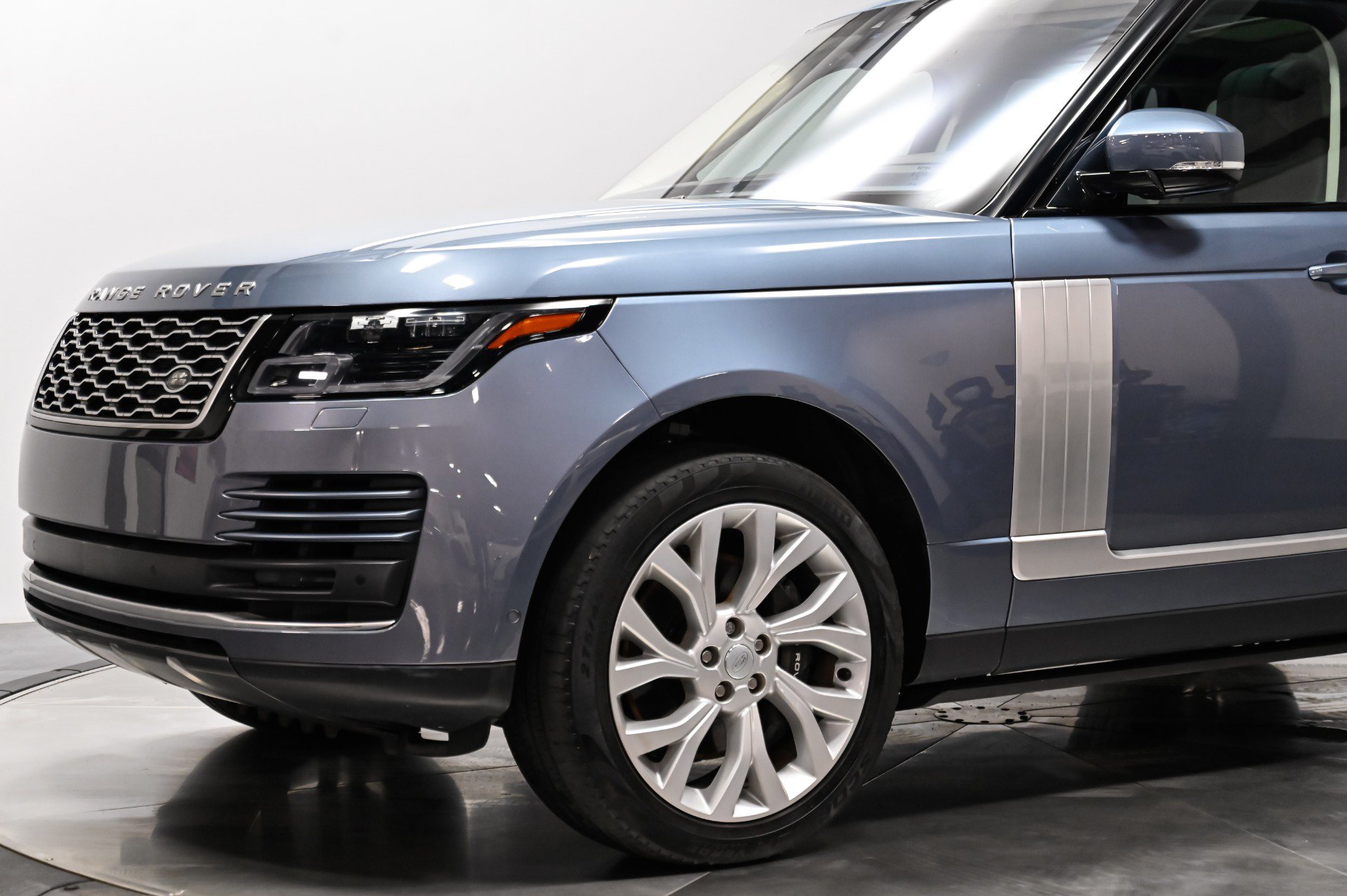 Used 2021 Land Rover Range Rover Westminster Edition AWD/4WD image 5