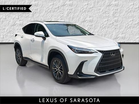 Used 2025 Lexus NX 250 FWD w/ Accessory Package (Z1) image 1