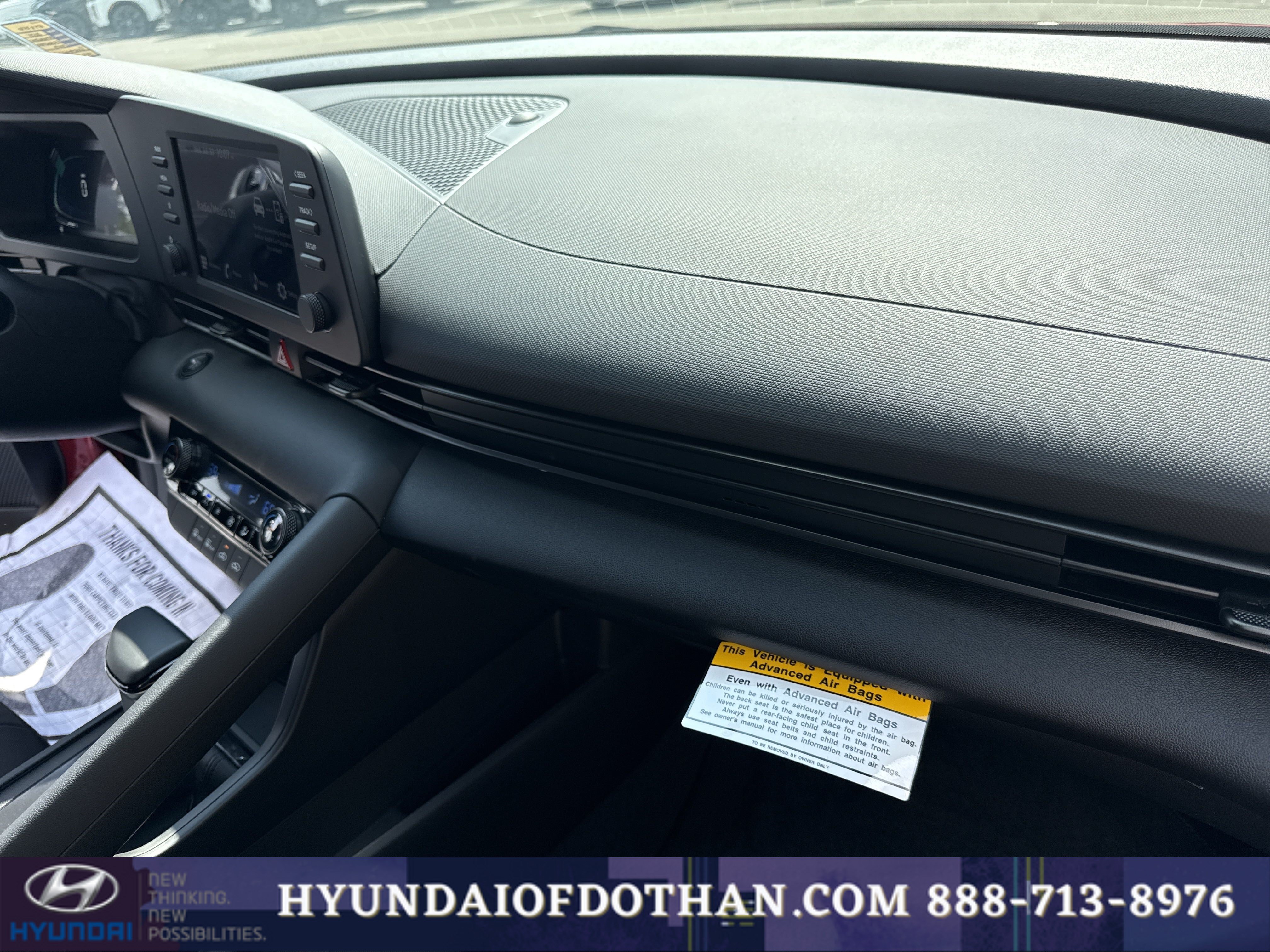 Certified 2025 Hyundai Elantra Sport FWD image 17