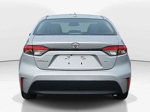 Used 2024 Toyota Corolla LE image 6