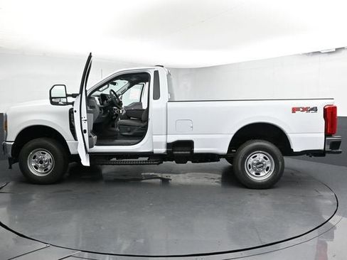 New 2026 Ford F250 XL w/ FX4 Off-Road Package image 35