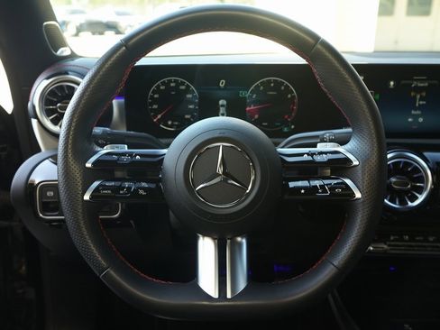 Used 2024 Mercedes-Benz CLA 250 4MATIC image 12