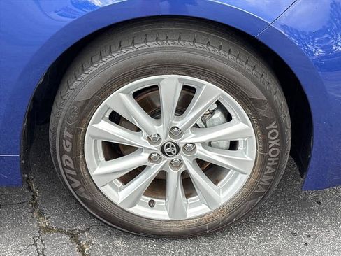 Used 2025 Toyota Corolla SE FWD image 32