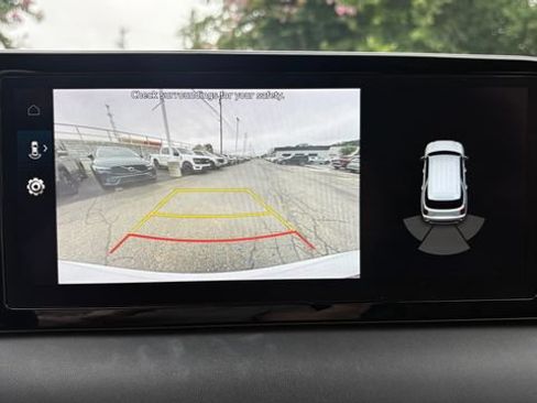 Used 2023 Hyundai Palisade SEL FWD image 18