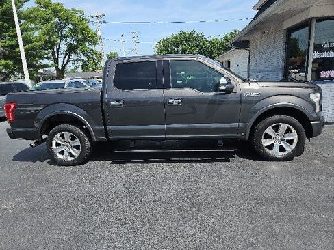 Used 2015 Ford F150 Platinum w/ Equipment Group 701A Luxury AWD/4WD image 2