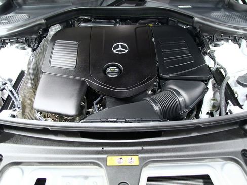 Certified 2023 Mercedes-Benz GLC 300 4MATIC image 30