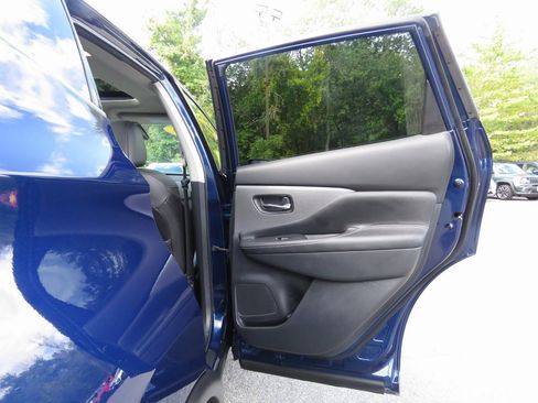 Used 2020 Nissan Murano SL w/ Moonroof Package image 15