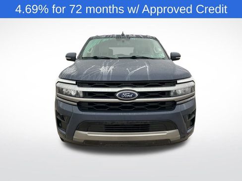 Used 2022 Ford Expedition XLT image 5