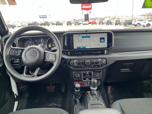 Used 2025 Jeep Wrangler Unlimited Rubicon 4xe w/ Safety Group image 23