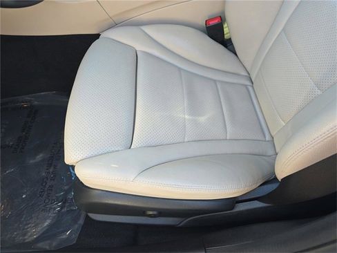 Used 2018 Mercedes-Benz C 300 Sedan image 14