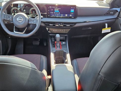 New 2026 Nissan Kicks SR image 6