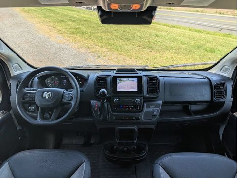 Used 2026 RAM ProMaster 2500 w/ Convenience Group FWD image 30
