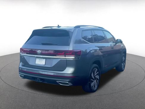 Used 2025 Volkswagen Atlas SE image 14