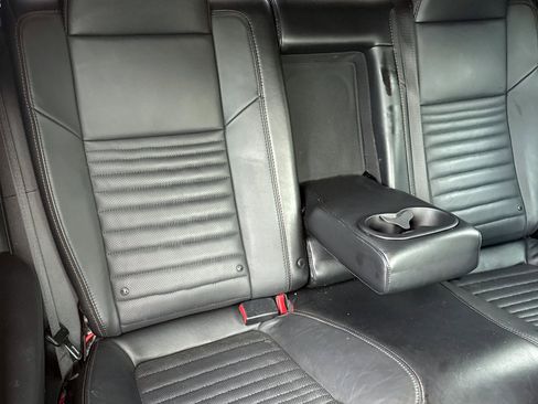 Used 2016 Dodge Challenger R/T Plus image 33