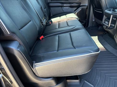 Used 2023 RAM 1500 Limited AWD/4WD image 23