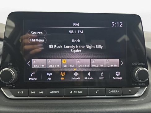 Used 2022 Nissan Rogue SV w/ SV Premium Package FWD image 19