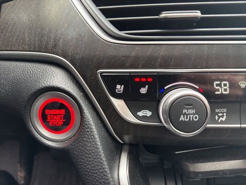 Certified 2022 Honda Accord Touring image 17