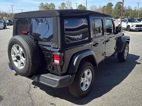 Used 2023 Jeep Wrangler Unlimited Sport image 4